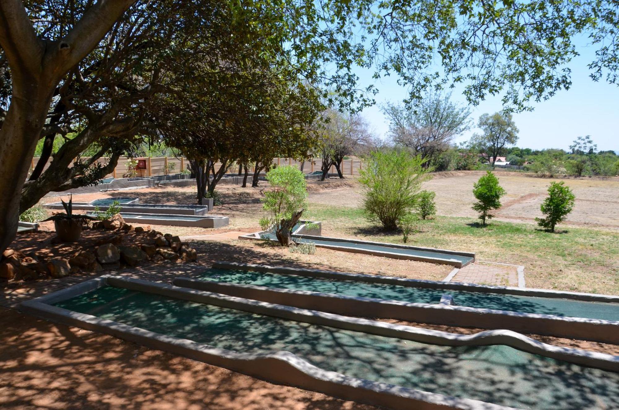 Safari Hotel & Convention Centre Rustenburg Exteriér fotografie